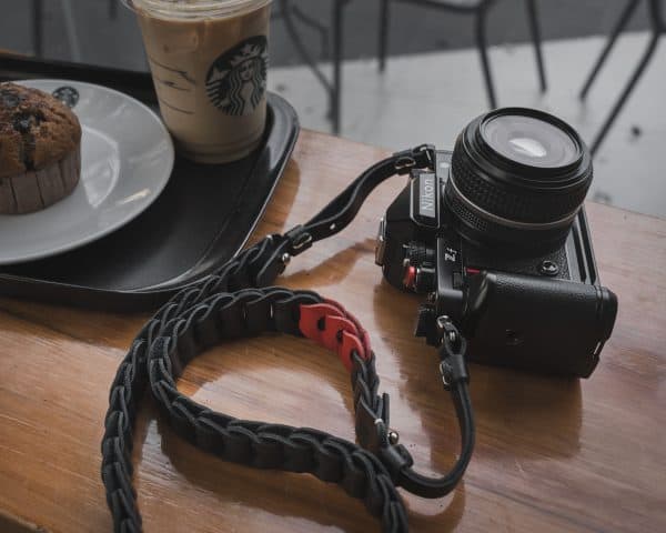 สายคล้องกล้อง Nishikawa S921 Black/Red for Leica SL2 SL