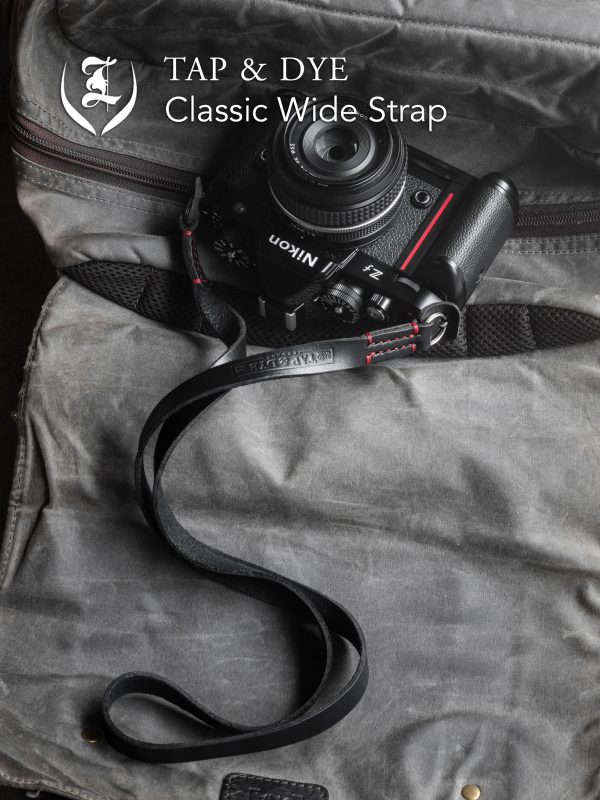 สายคล้องกล้อง TAP&DYE Classic Black Red 107cm