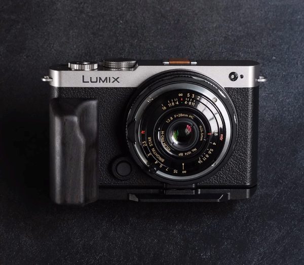 กริป Panasonic Lumix S9 Hand Grip จาก MostTap