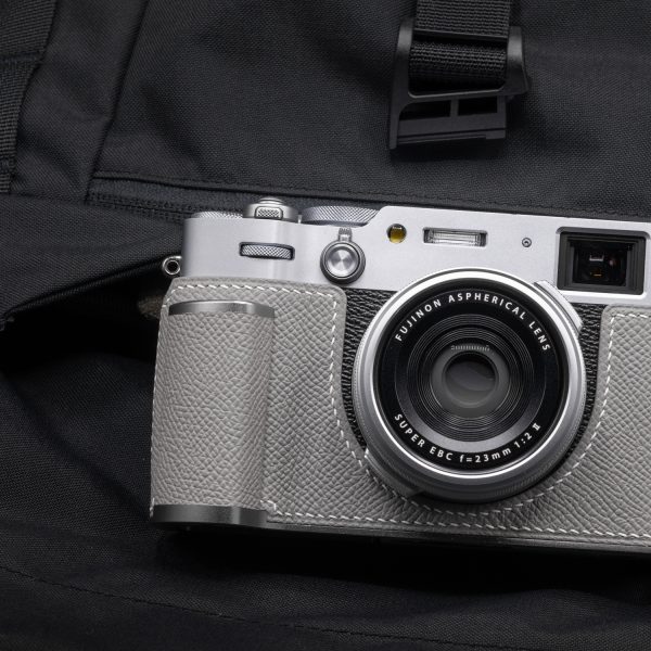 เคส Fuji X100VI แบบมีกริป สีเทา ฐานสีเงิน หนังคาเวียร์ Kontice Leather Case Gray