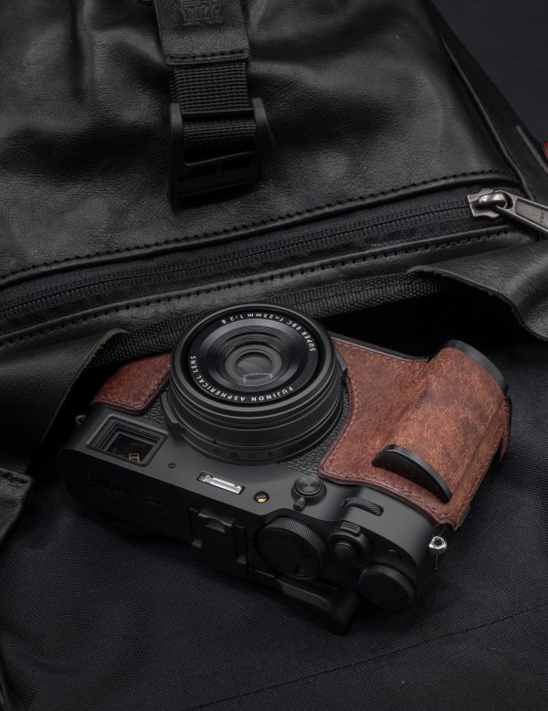 เคส Fuji X100VI แบบมีกริป สีน้ำตาล ฐานสีดำ หนัง Vintage Kontice Leather Case Brown