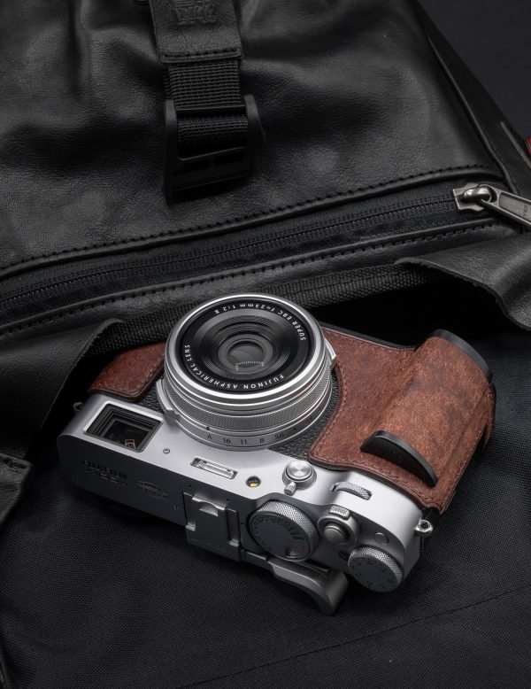 เคส Fuji X100VI แบบมีกริป สีน้ำตาล ฐานสีดำ หนัง Vintage Kontice Leather Case Brown