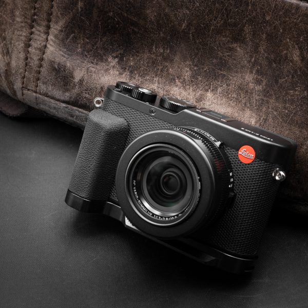 กริป Leica D-LUX 8 Hand Grip จาก JJC HG-DLUX8