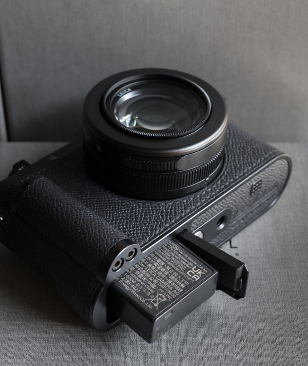 Case Leica D-LUX 8 Black Kontice เคสหนังแท้ สีดำ มีกริป